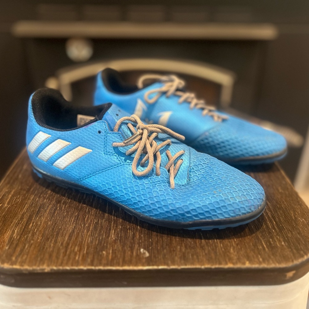 ADIDAS MESSI 16.3 TF SHOCK BLUE/MATTE SILVER TURF SOCCER - Size 6